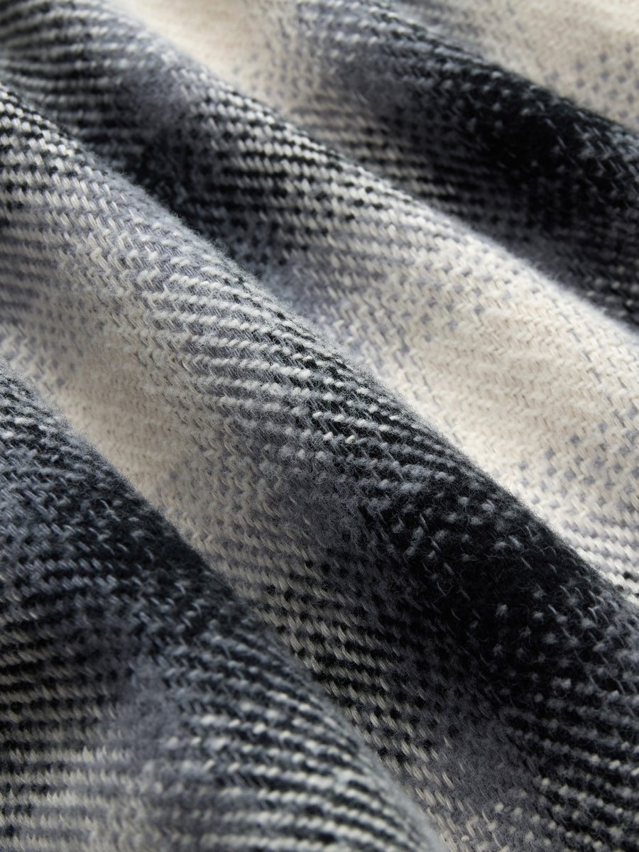 Crosscut Flannel ~ Cream/Black Plaid