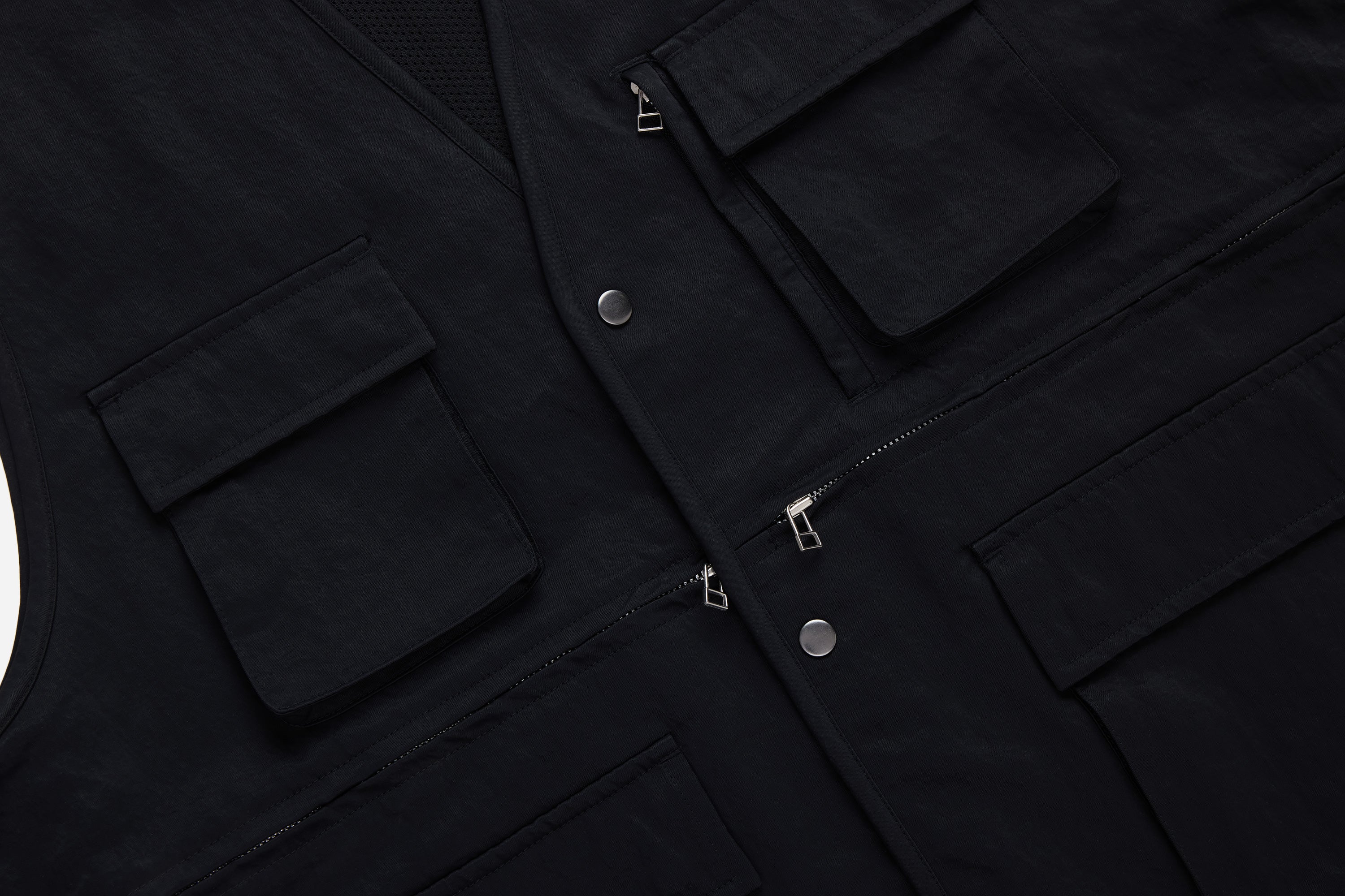 Field Vest ~ Black Wrinkle Nylon – 3sixteen