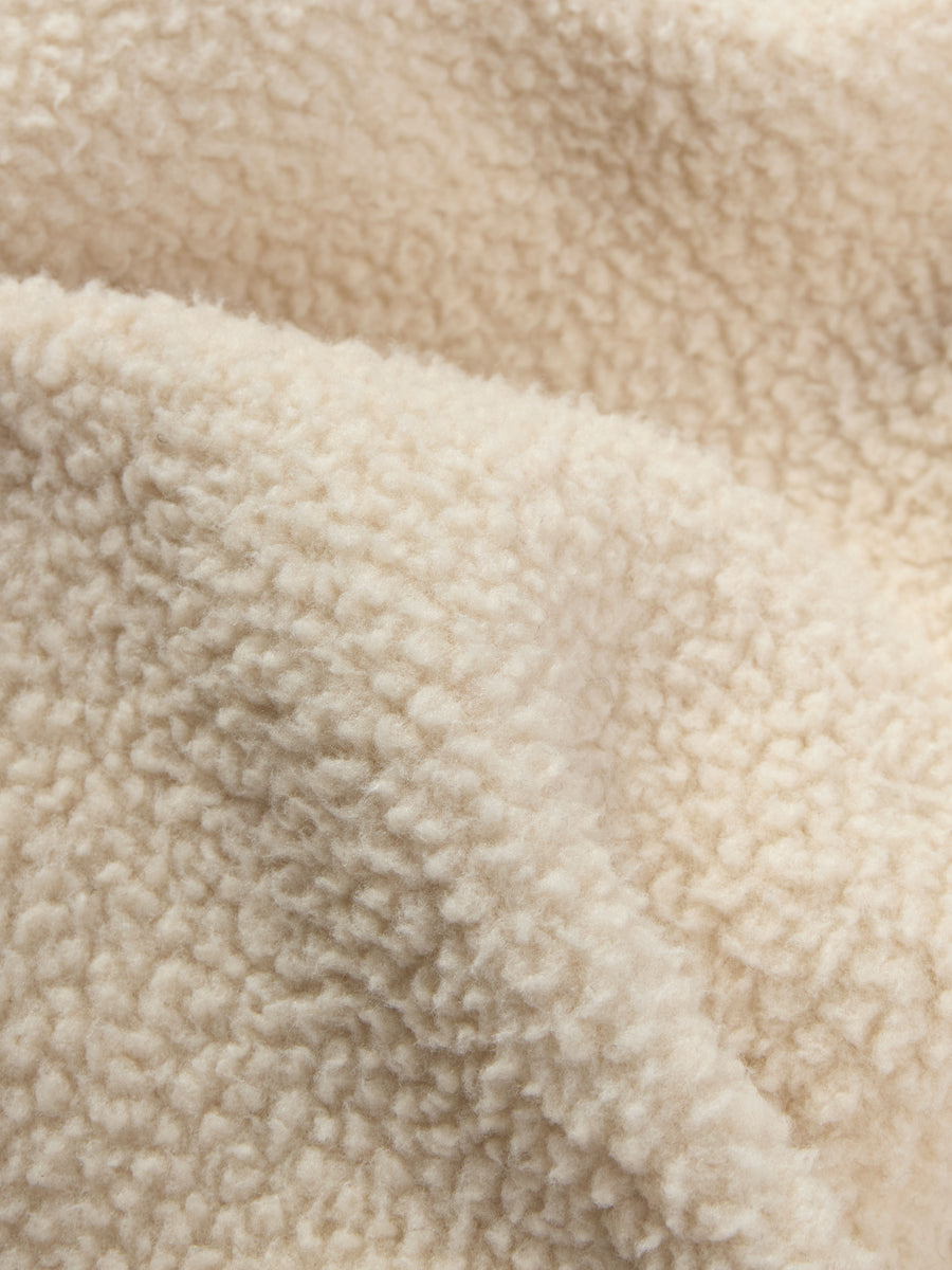 Summit Fleece ~ Ecru/Midnight