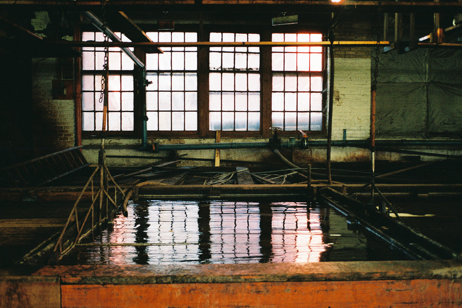 A large pool of vegetable tanning leathers.